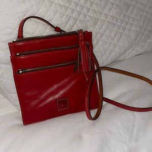 Red dooney crossbody